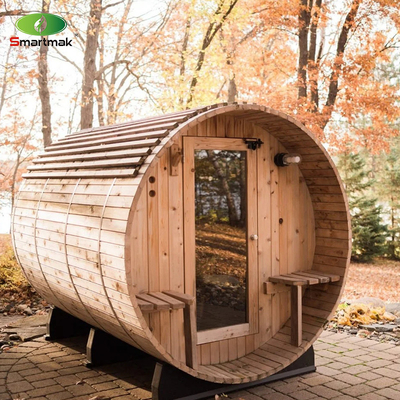 Ruimte sauna met houtkachel voor 6 personen